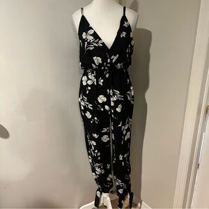 Pinkyotto Floral Black and White Romper Jumpsuit